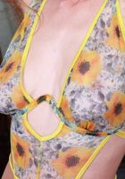 Big Eyes needs a bigger bikini to hide that bush, Big Eyes (big001) ATK Petites: Big Eyes (Big Eyes needs a bigger bikini to hide that bush)