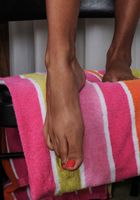 Ebony Cindy shows off her feet, Cindy Nine (cin028) ATK Exotics: Cindy Nine (Ebony Cindy shows off her feet)