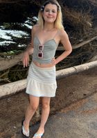 ATK Girlfriends: Dez Hansen (ATK Girlfriends Dez Hansen Photo Set)