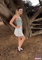 ATK Girlfriends: Dez Hansen (ATK Girlfriends Dez Hansen Photo Set)