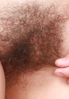 Dria Submits in young and hairy, Dria Submits (dri003) ATK Natural & Hairy: Dria Submits (Dria Submits in young and hairy)