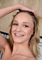 Emma Hix shows us her Wonder-Pussy, Emma Hix (emm032) ATK Petites: Emma Hix (Emma Hix shows us her Wonder-Pussy)