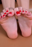 Jackie Marie Loves Showing off her Cute Little Feet, Jackie Marie (jac038) ATK Galleria: Jackie Marie (Jackie Marie Loves Showing off her Cute Little Feet)