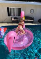 Paris White Pool Fun, Paris White (par028) ATK Petites: Paris White (Paris White Pool Fun)