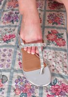 Taylor shows her pretty feet and shaved snatch., Taylor Madison (tay044) ATK Galleria: Taylor Madison (Taylor shows her pretty feet and shaved snatch.)